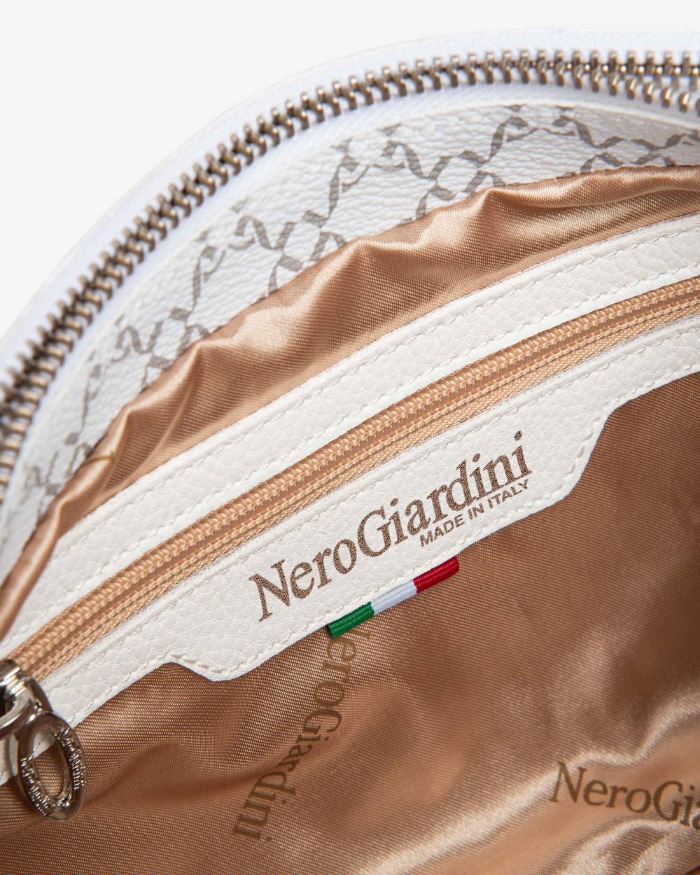 NeroGiardini Art. E443742D Economico