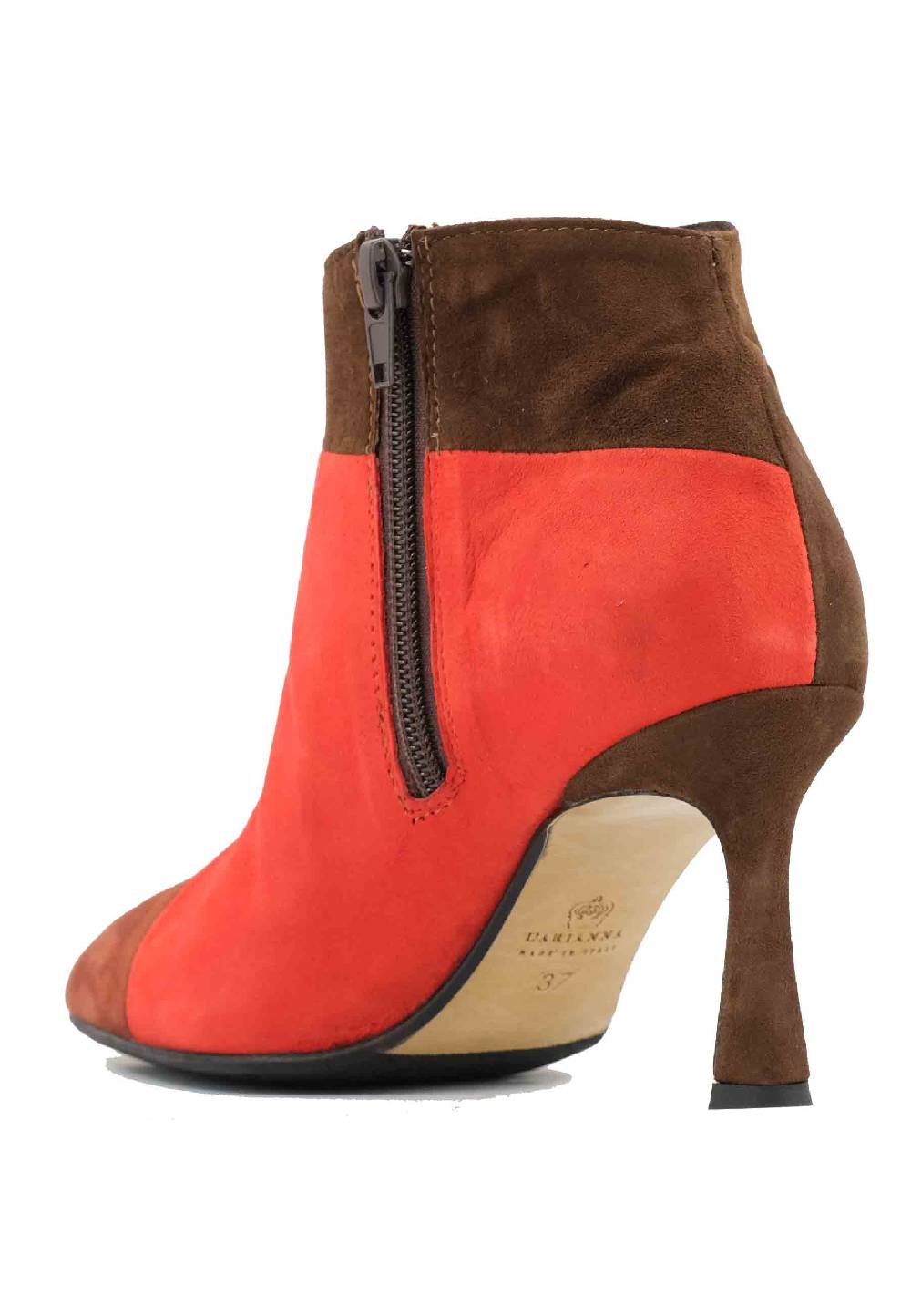 L'ARIANNA Stivaletti TR1672/RT in camoscio mattone con tacco alto In Vendita