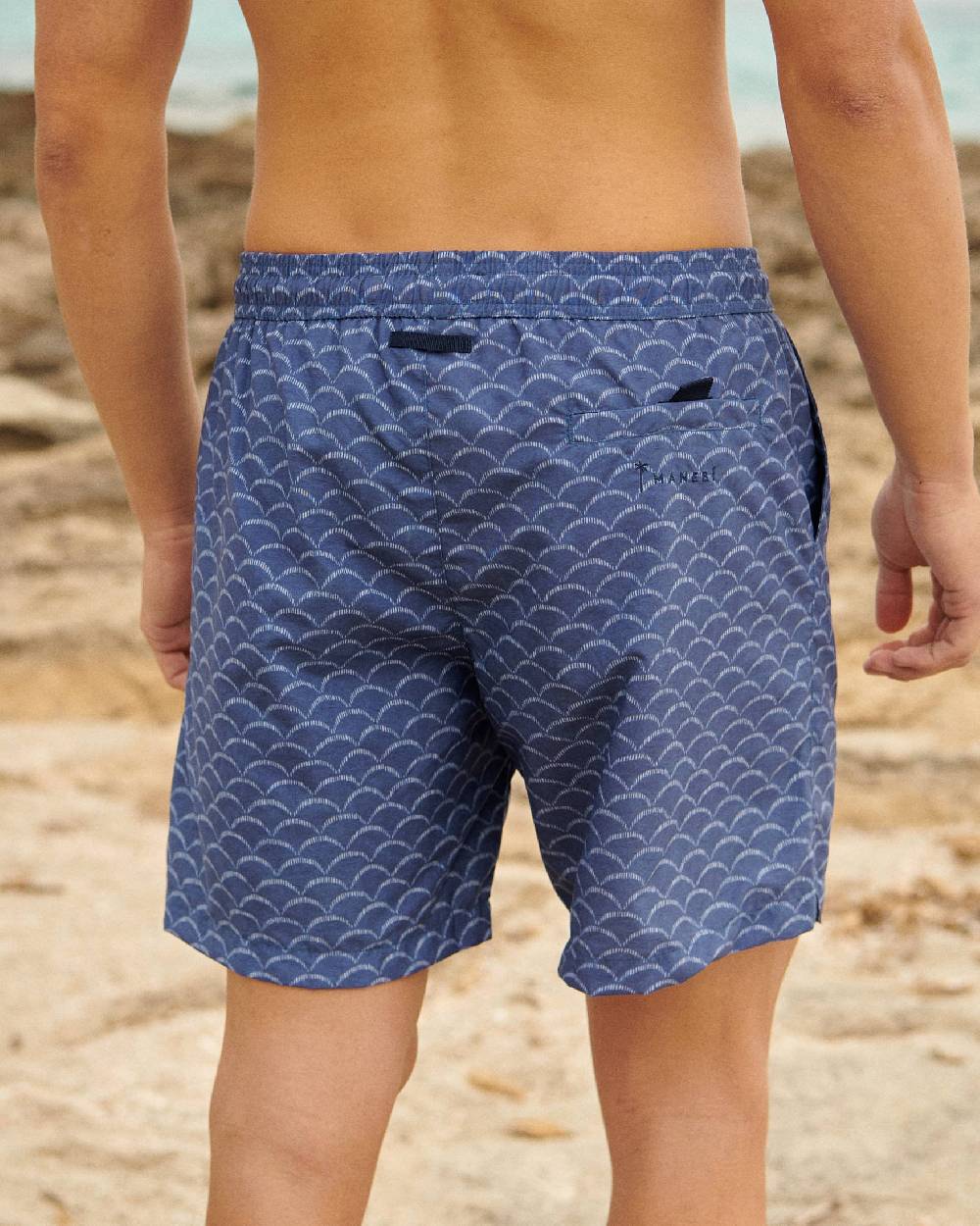 Manebí Sketched Waves Swim Shorts - Washed Print Navy Sketched Waves Offerte