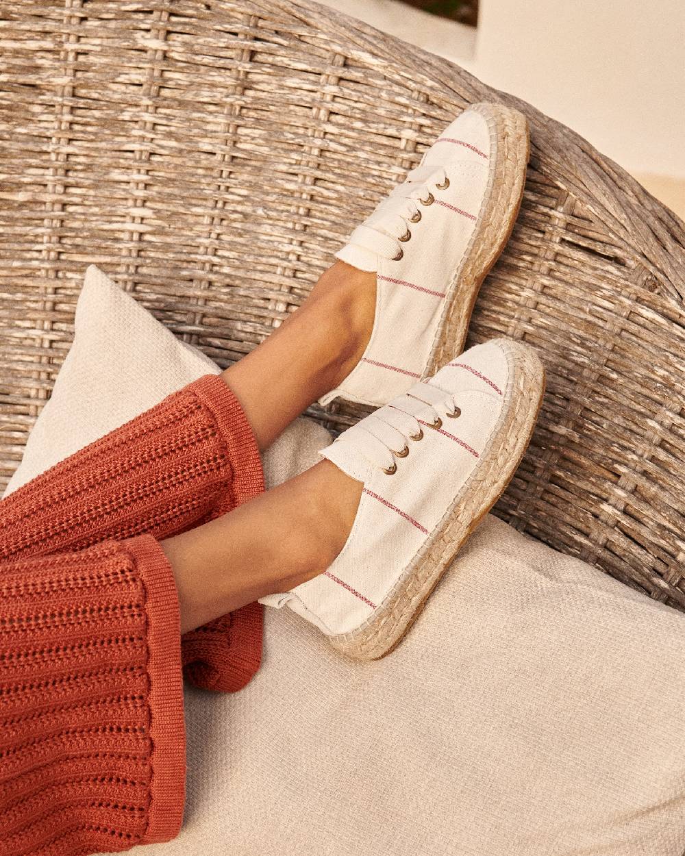 Manebí Woven Canvas|Lace-Up Espadrilles - Red Micro Stripes On Beige Soddisfazione Garantita