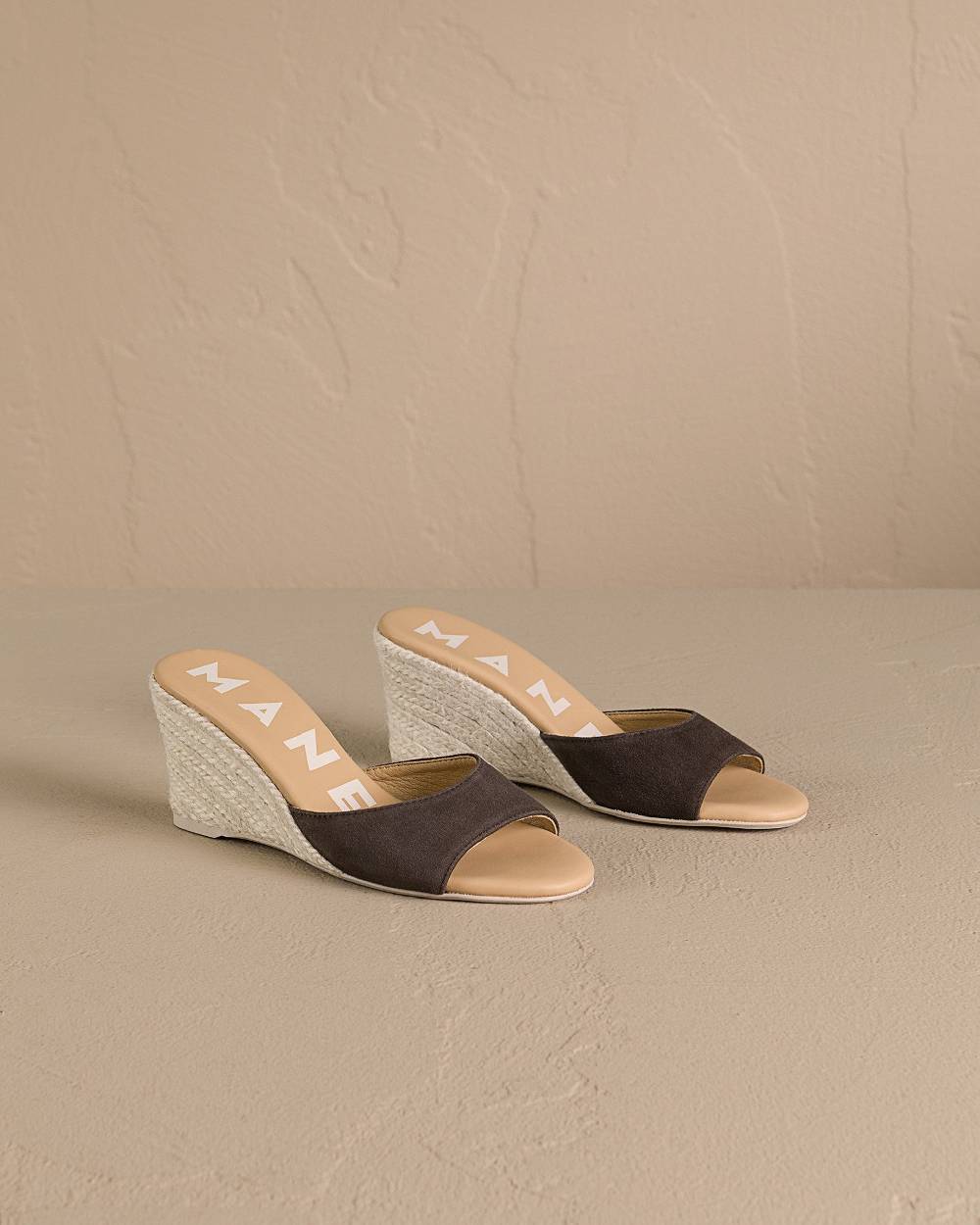 Manebí Soft Suede Mule|Wedge Espadrilles - Cocoa Affare Del Giorno