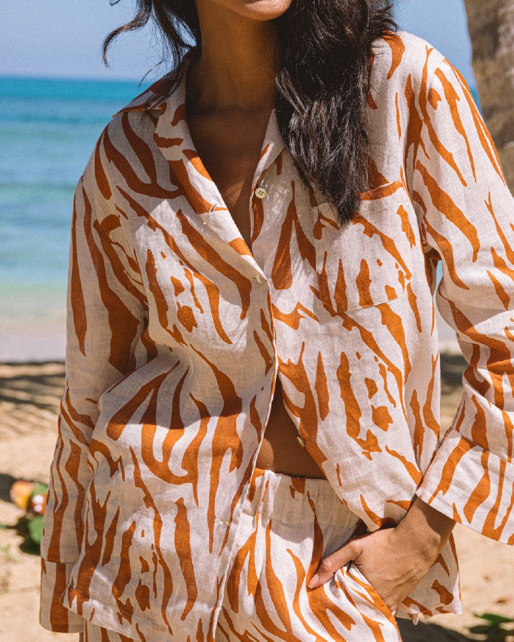 Manebí Printed Linen Natal Shirt - Eggnog \u0026 Orange Rust Zebra Nuova