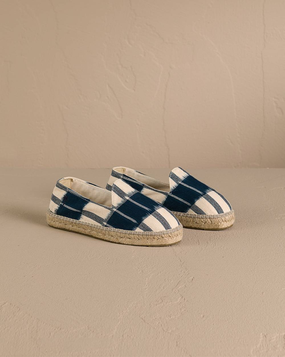 Manebí Dyed Cotton Espadrilles - Navy Blue And Indigo Pattern Sconto
