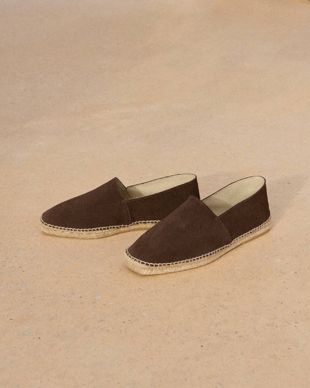 Manebí Suede Square Toe Espadrilles - Cocoa Saldi