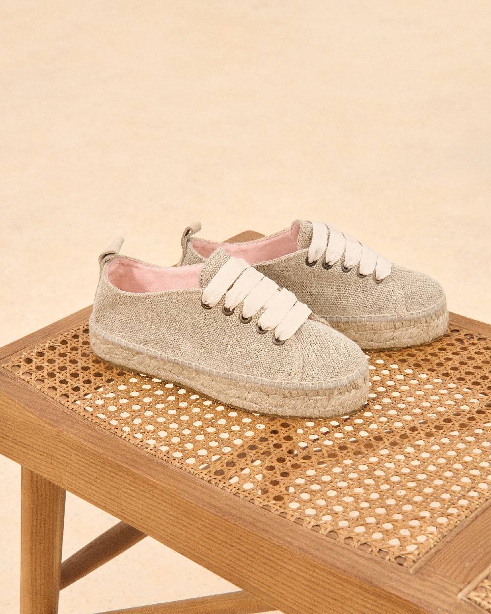 Manebí Organic Hemp Lace-Up Espadrilles - La Havana Natural Presa