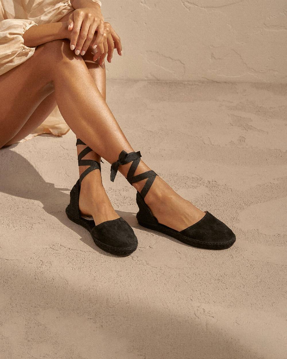 Manebí Suede Flat Valenciana Espadrilles - Hamptons Black On Tone In Vendita