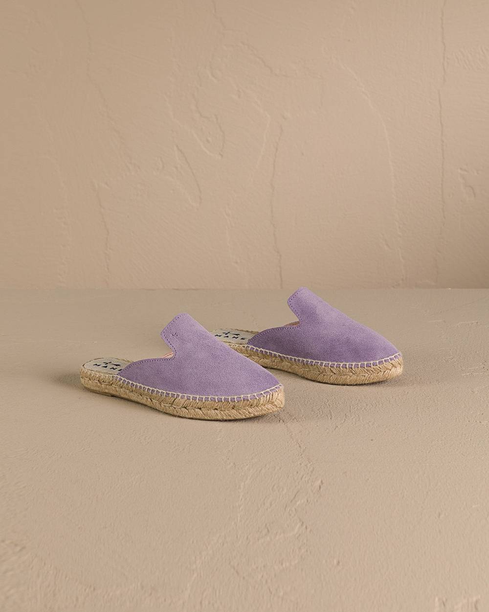 Manebí Suede Mules - Wisteria Lilac Italia