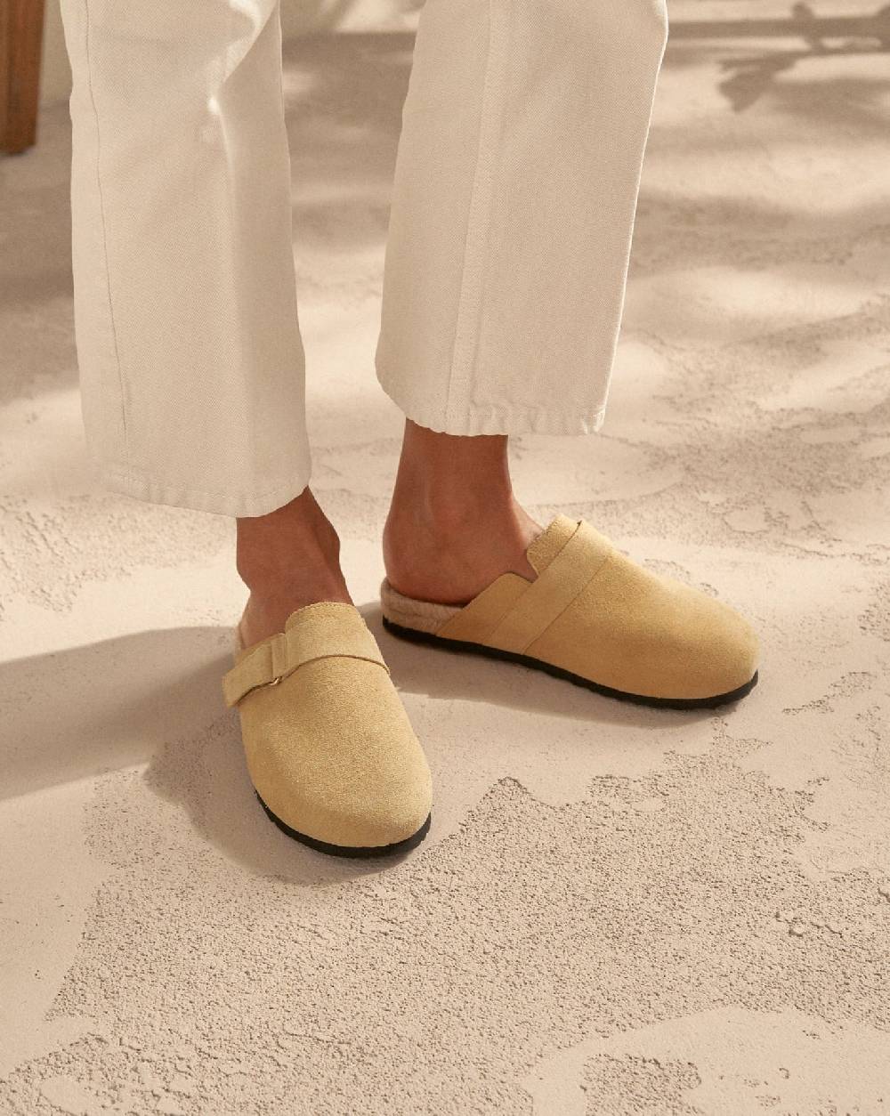 Manebí Suede Clog Mules - Hamptons Inca Cream Acquista Ora