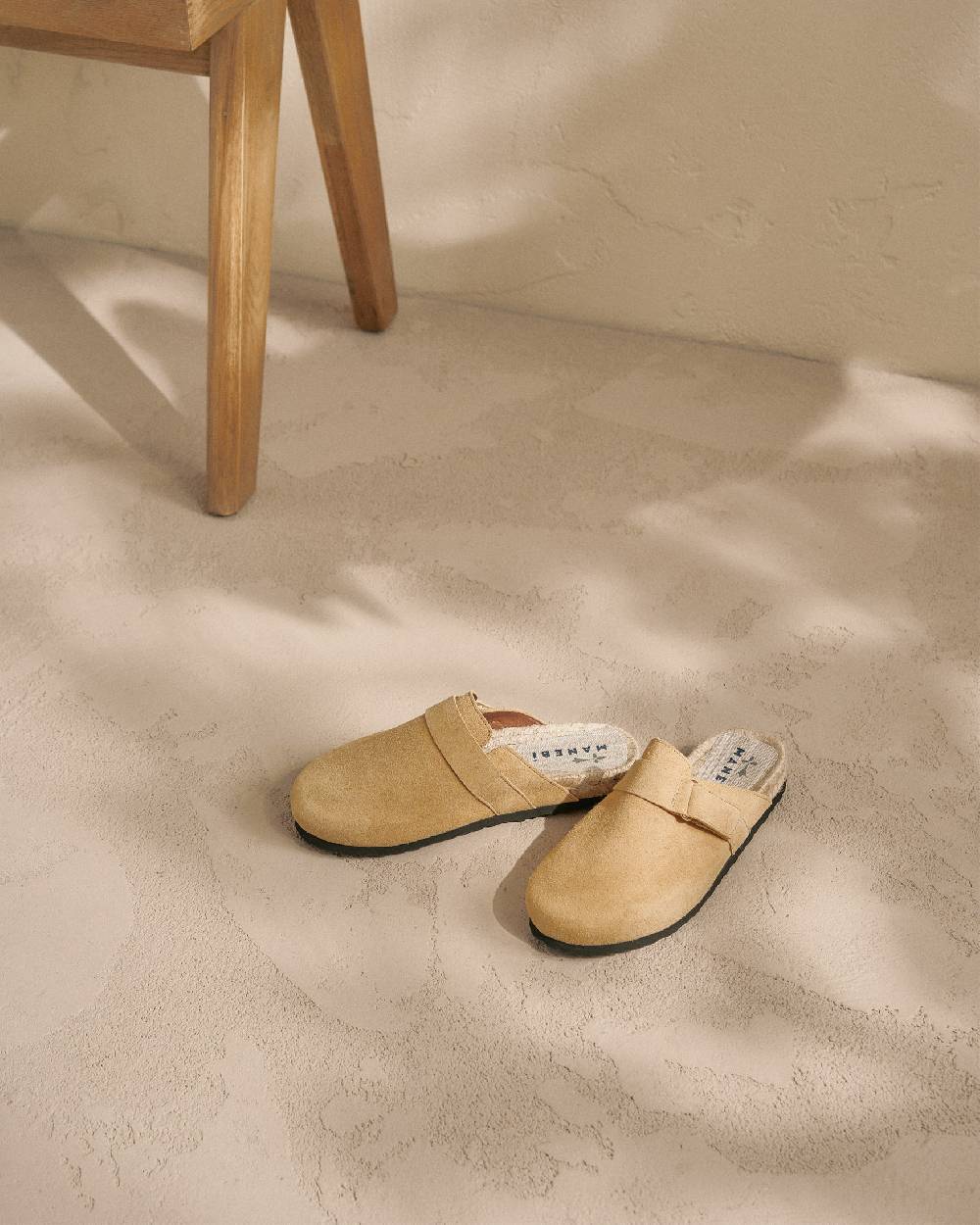 Manebí Suede Clog Mules - Hamptons Inca Cream Acquista Ora