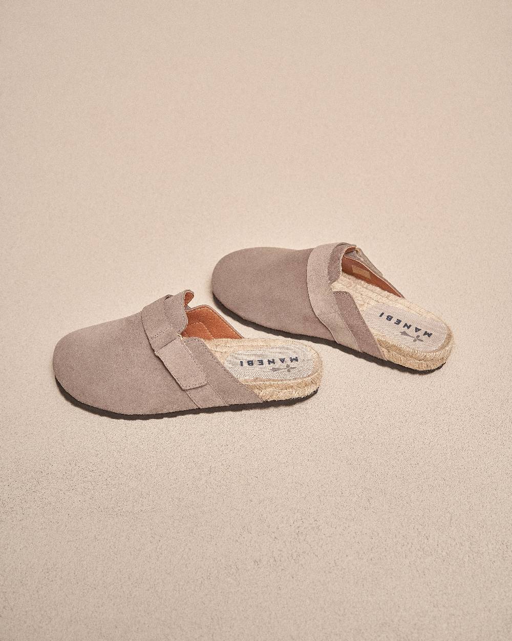 Manebí Suede Clog Mules - Hamptons Coco Brown Promozione Limitata