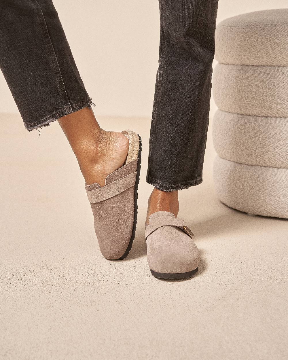 Manebí Suede Clog Mules - Hamptons Coco Brown Promozione Limitata
