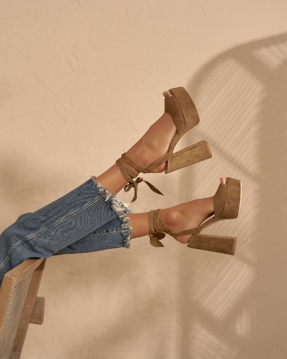 Manebí Bellini Suede Platforms Sandals - Tie-Up Tobacco Prezzo Ridotto