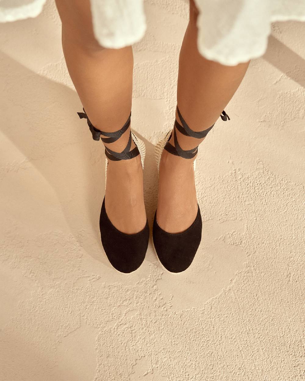 Manebí Soft Suede Low Wedge Espadrilles - Hamptons Black Nuovo