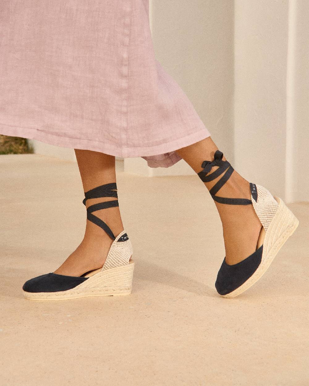 Manebí Soft Suede Low Wedge Espadrilles - Hamptons Patriot Blue Qualità