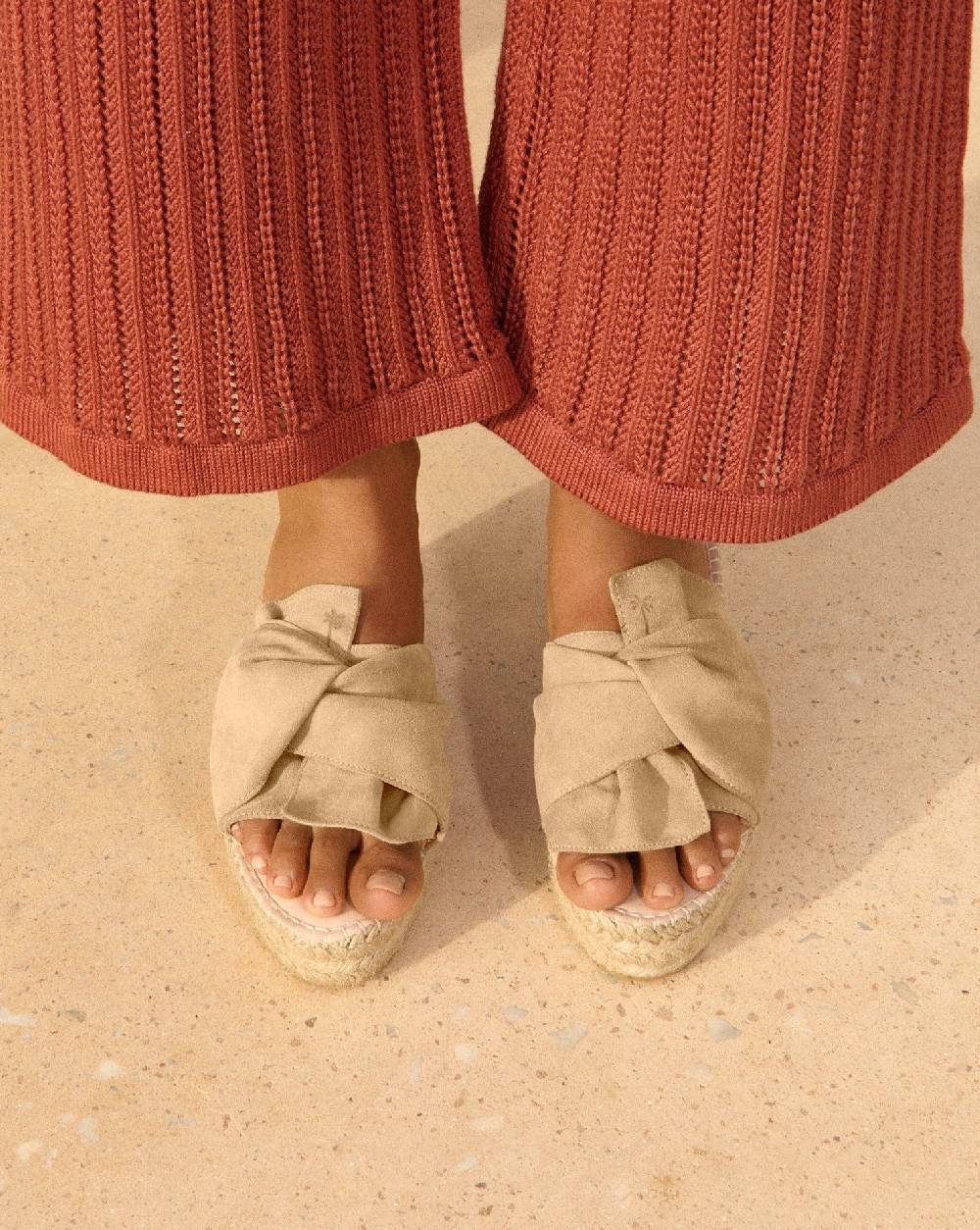 Manebí Soft Suede Platforms With Knot - Hamptons Champagne Beige Vendita
