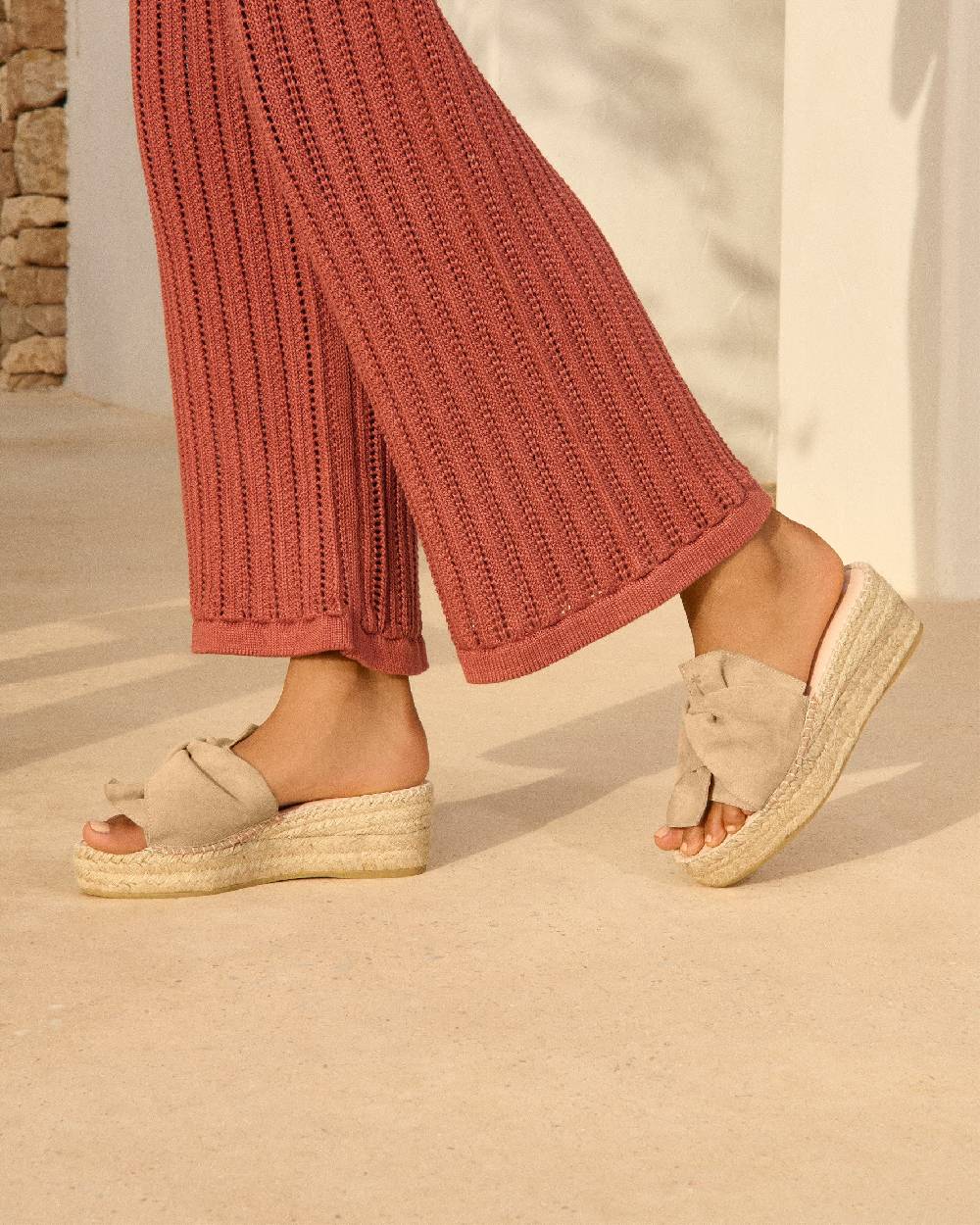 Manebí Soft Suede Platforms With Knot - Hamptons Champagne Beige Vendita