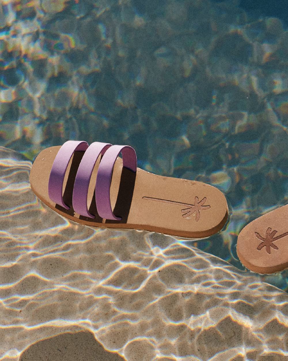 Manebí Eva Three Bands|Swim Sandals - Wisteria Lilac \u0026 Cuero Offerta migliore