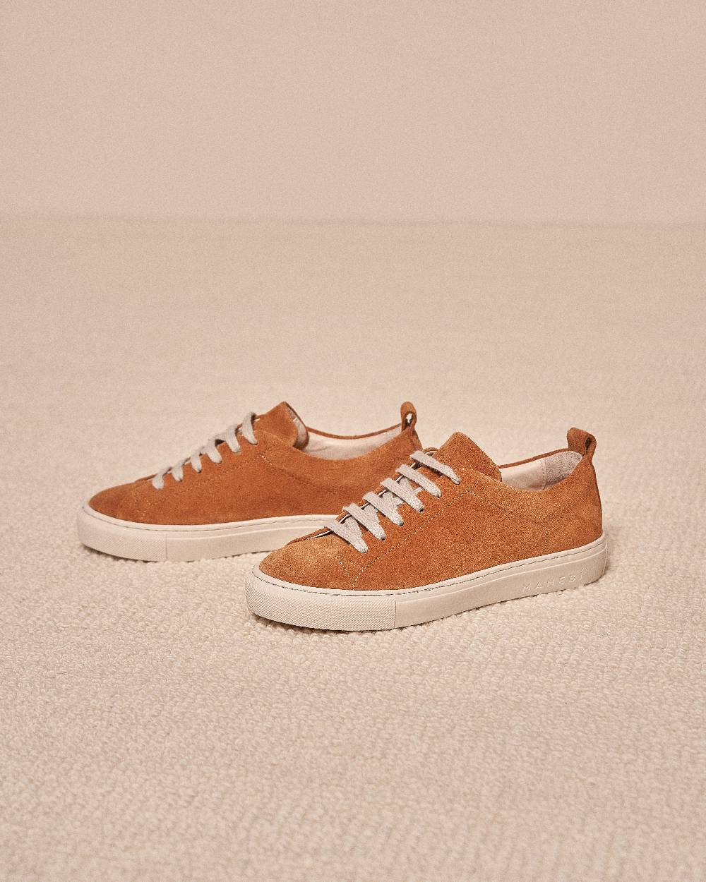 Manebí Suede Sneakers - Hamptons Cuero Fino al 50% di sconto