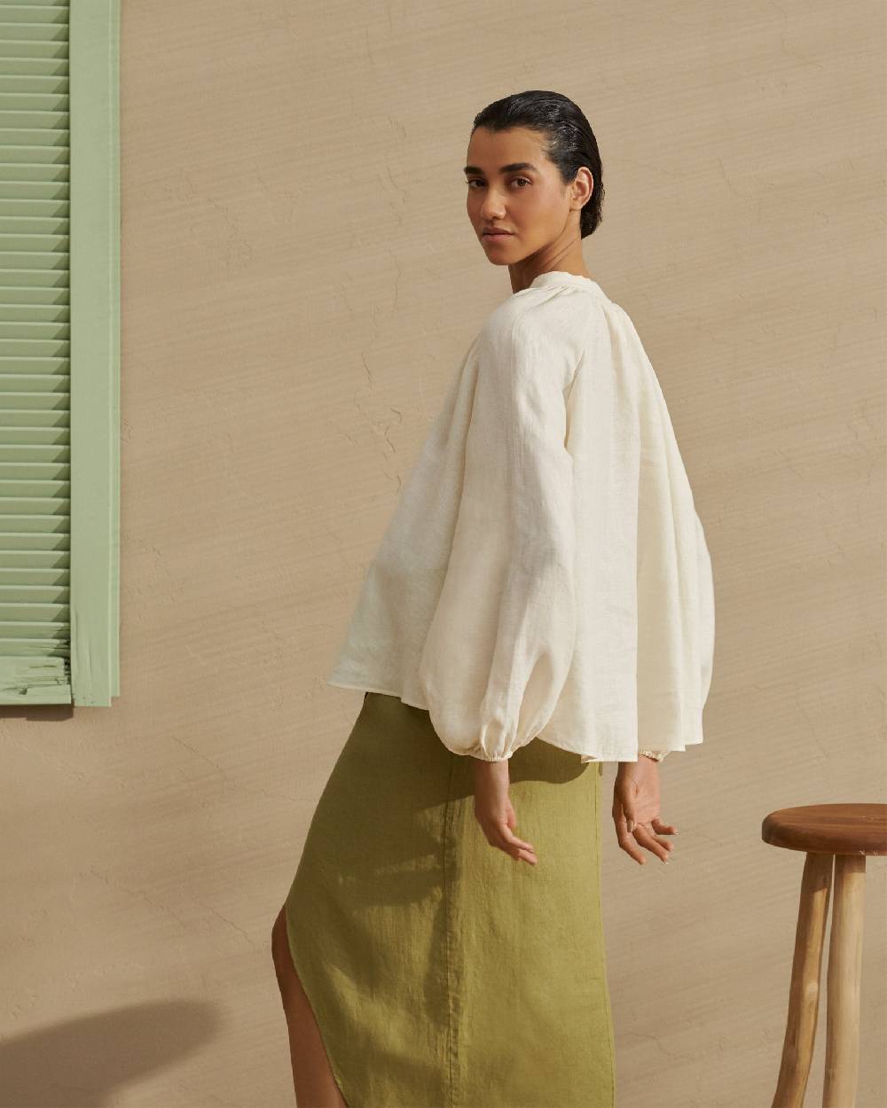 Manebí Linen Milos Shirt - Puffed Sleeves Eggnog Trasporto libero internazionale