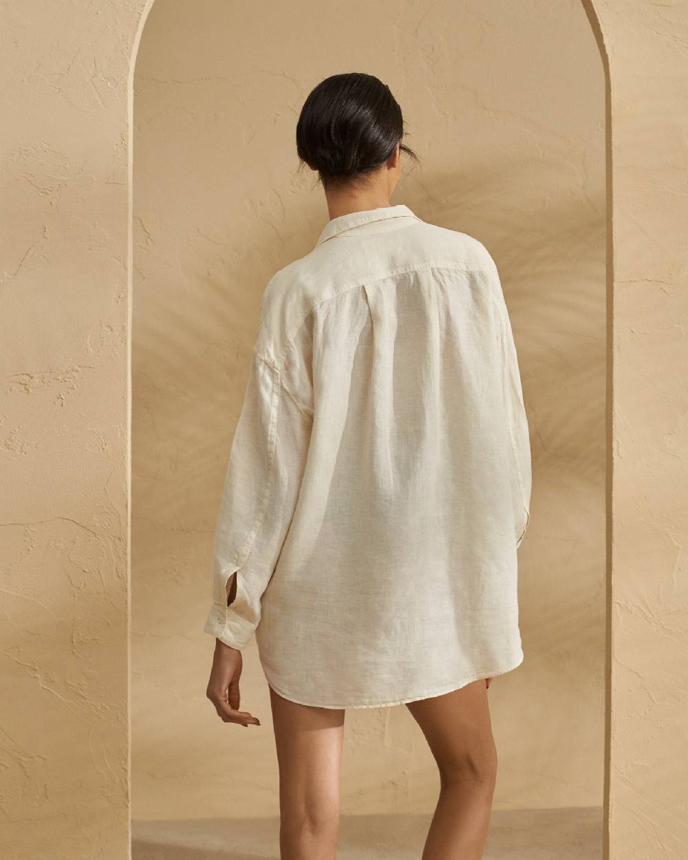 Manebí Linen Patmos Shirt - Oversize Fit with Pointed Collar Eggnog Officina