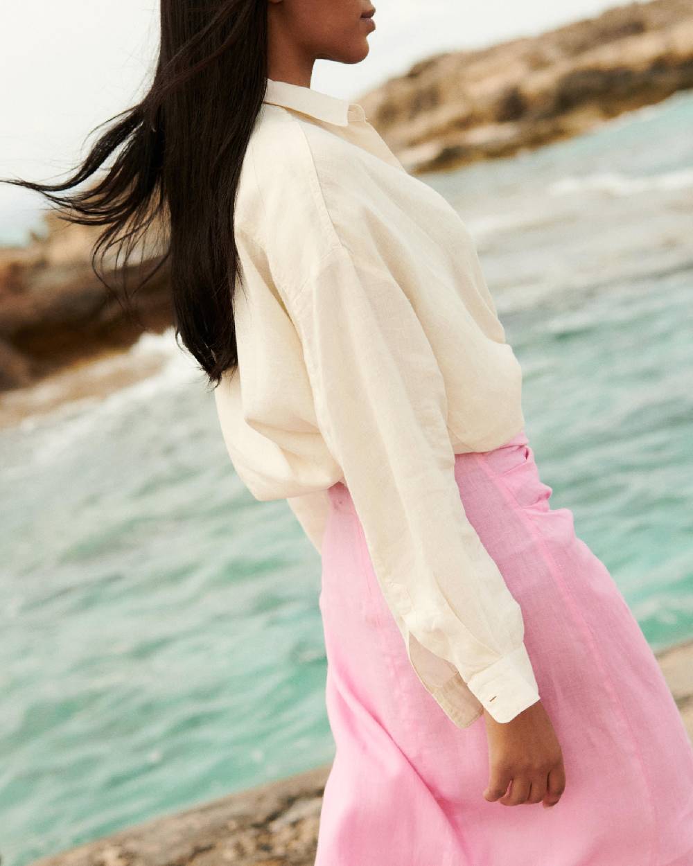 Manebí Linen Patmos Shirt - Oversize Fit with Pointed Collar Eggnog Officina