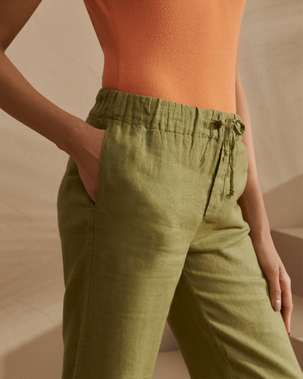 Manebí Linen Belem Trousers - Elasticated Waistband Kaki Green Qualità