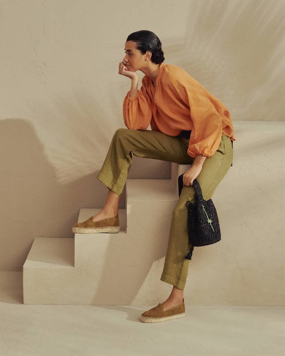 Manebí Linen Belem Trousers - Elasticated Waistband Kaki Green Qualità
