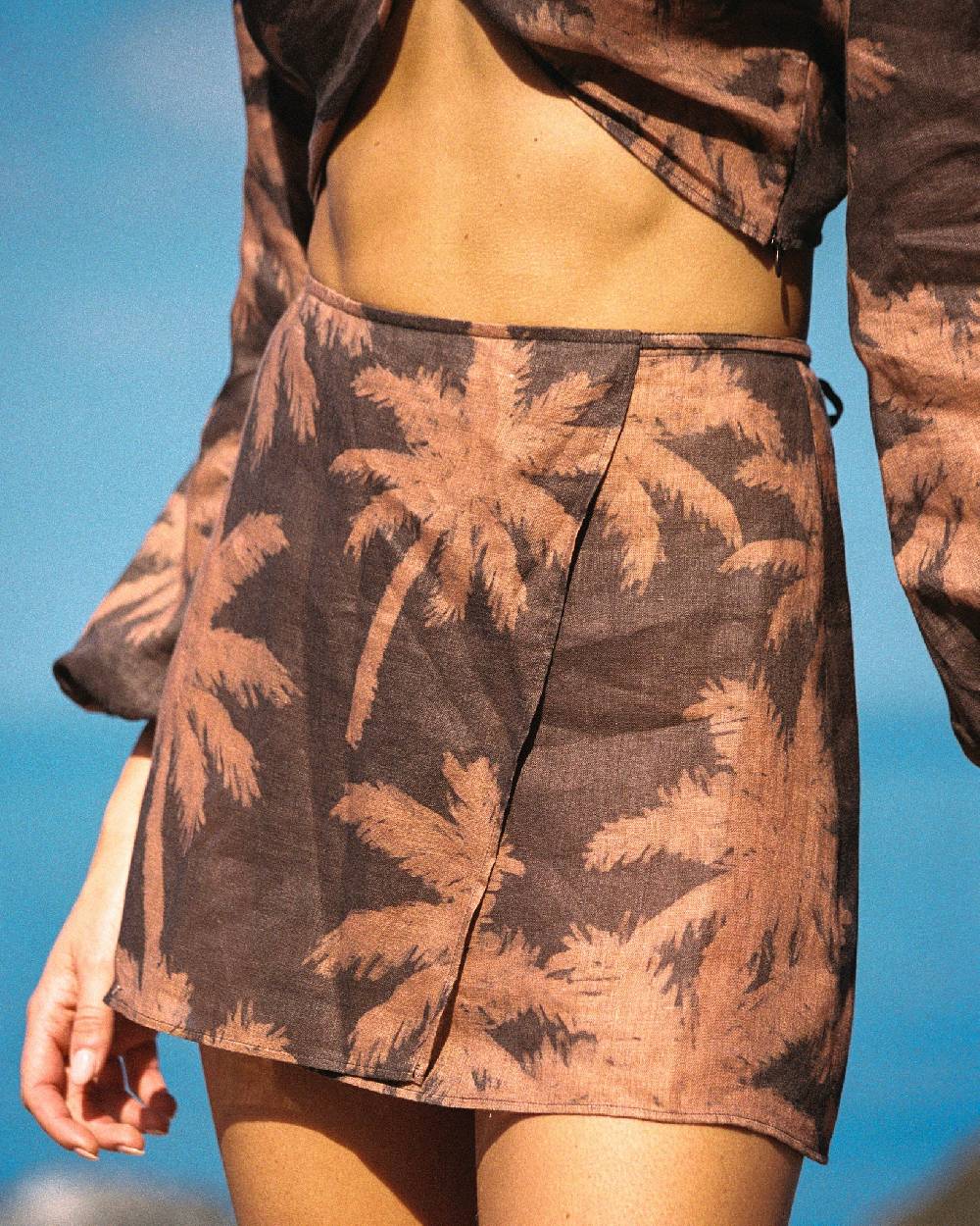 Manebí Printed Linen Posadas Skirt - Cocoa And Orange Rust Maxi Palm