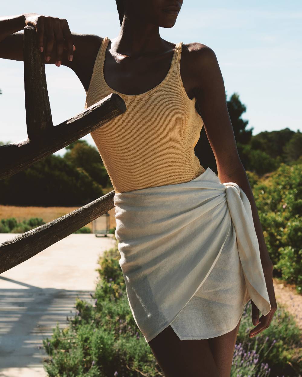 Manebí Linen Fortaleza Skirt - V-Vent Eggnog Soddisfazione Garantita