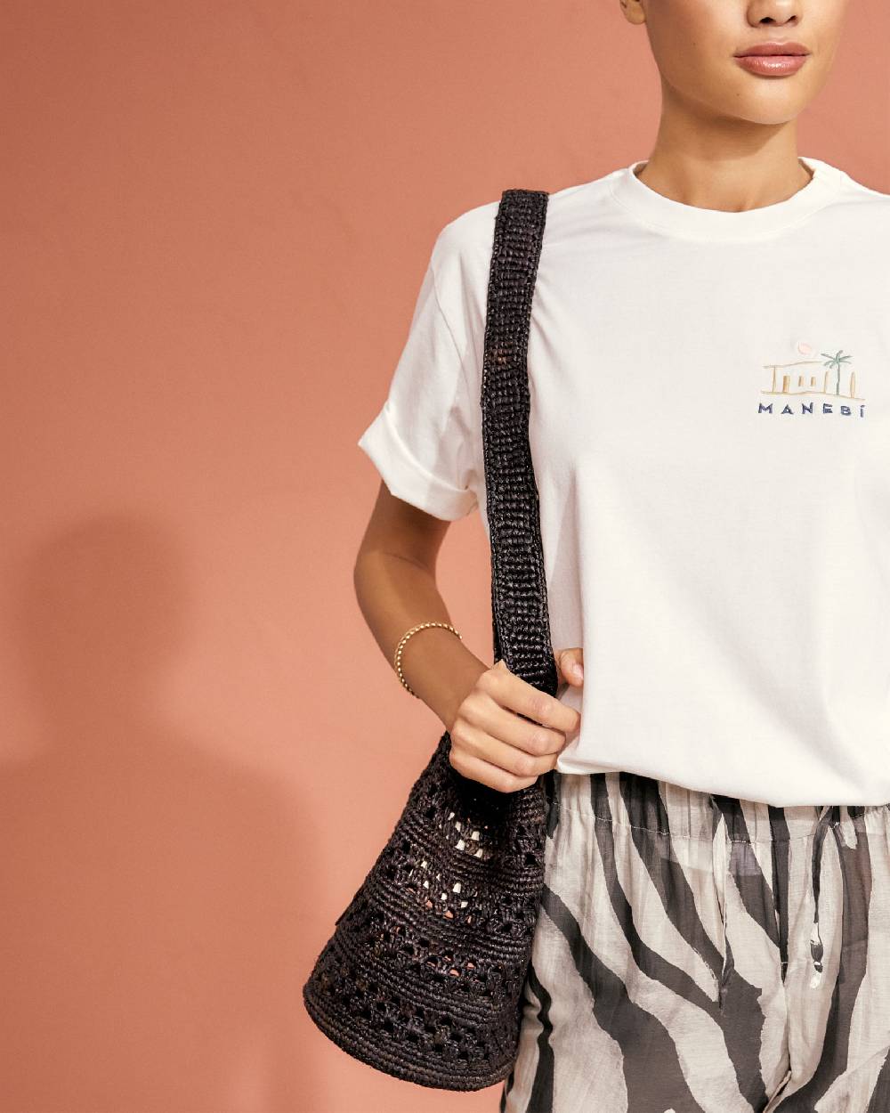 Manebí Jersey L. A. T-Shirt - Embroidered Off White \u0026 Multicolor House Embroidery Sottocosto