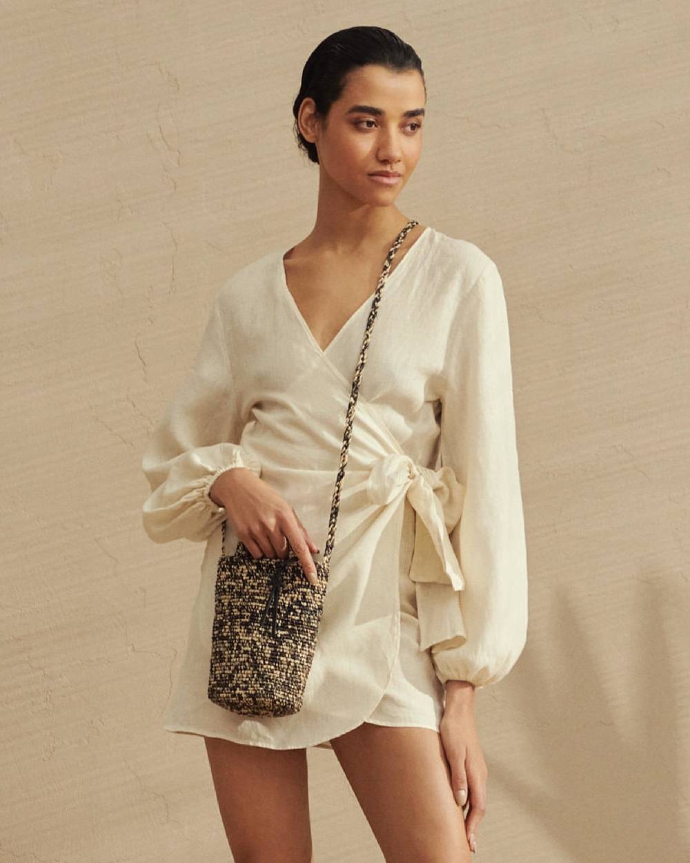 Manebí Linen Biarritz Dress - Wraparound Design Eggnog Sconto