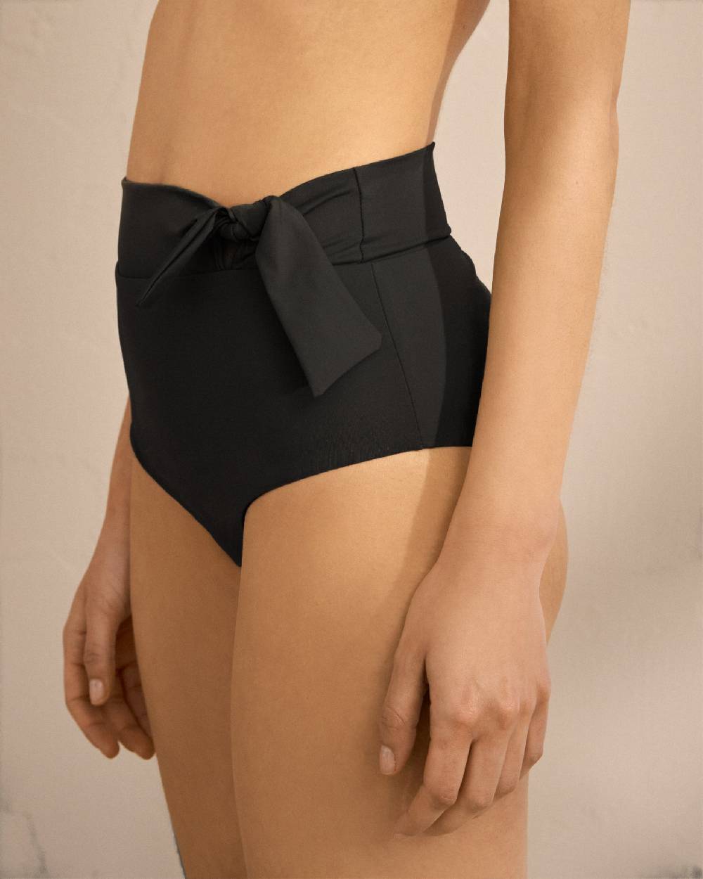 Manebí Tie One Shoulder Bikini - Black Negozio online di fabbrica