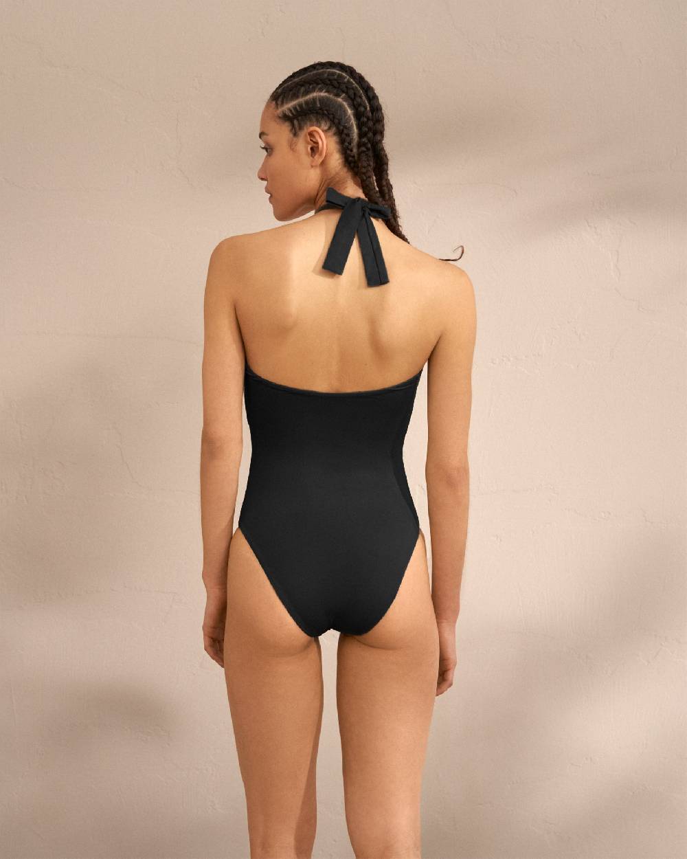 Manebí Halterneck One Piece - Soft Touch Black Cyber Monday