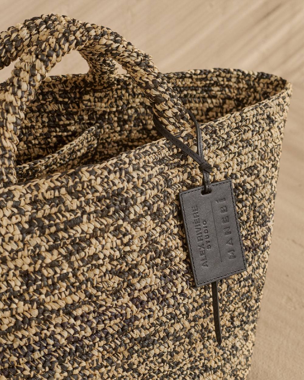 Manebí Panier Raffia Bag - Woven Raffia Natural and Black Melange Sconti questo mese