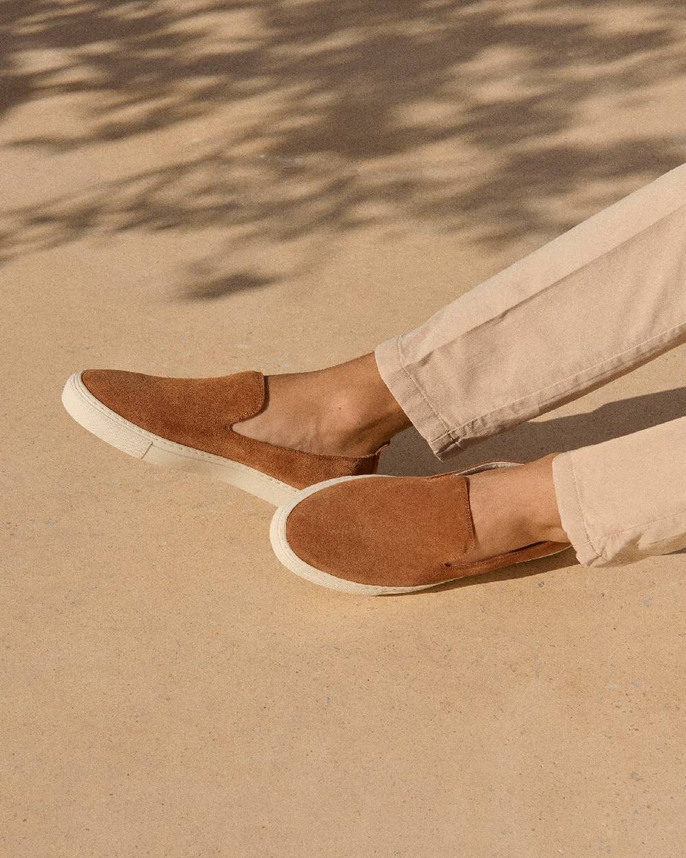 Manebí Slip-On in pelle scamosciata - Hamptons - Brown Sugar In Saldo