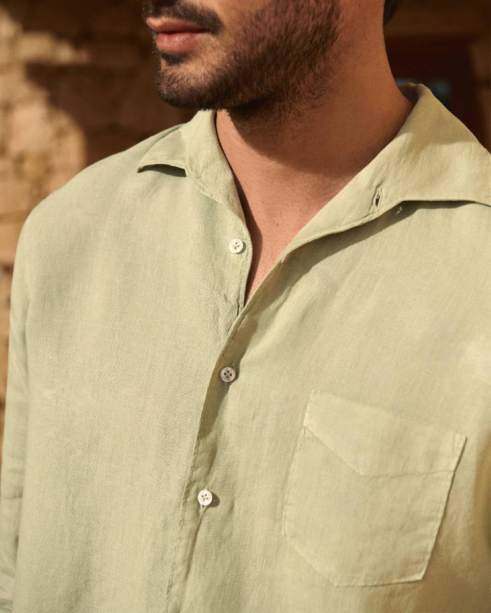 Manebí Linen Panama Shirt - Embroidered Palm Sage Spedizione gratuita