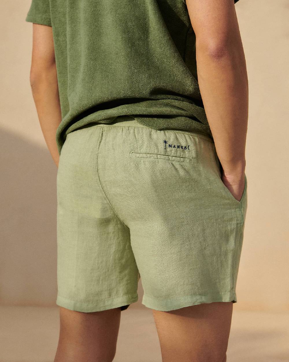 Manebí Washed Linen Malibu Shorts - Embroidered Logo Military Green Offerta natalizia