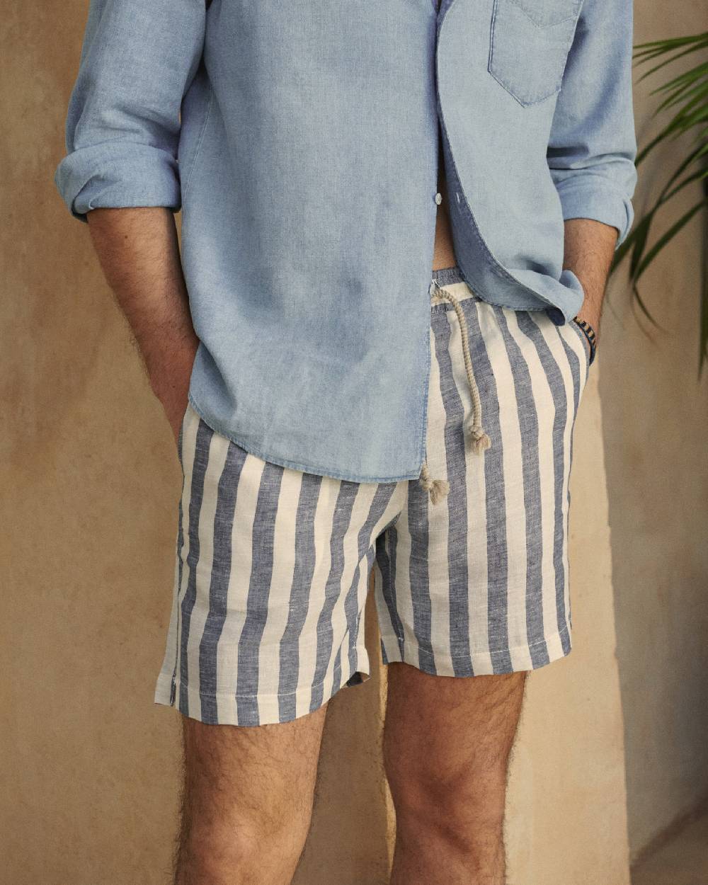 Manebí Light Linen|Malibu Shorts - Embroidered Logo Blue Beige Maxi Stripes Vendita calda
