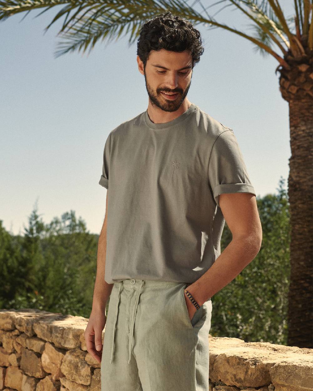 Manebí Jersey L. A. T-Shirt - Embroidered Mud Matching Palm And Back Logo Embroidery Offerte stagionali
