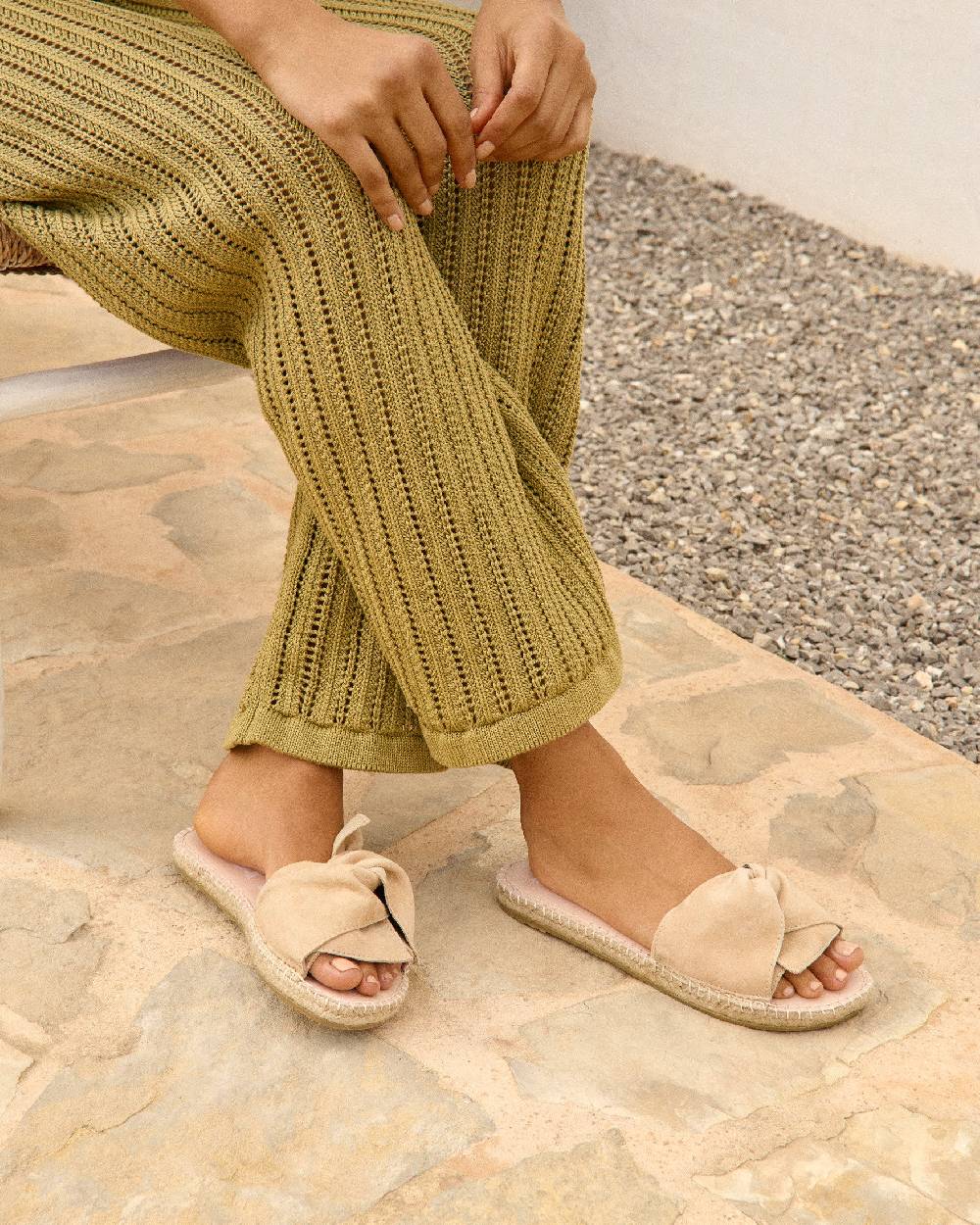 Manebí Soft Suede Sandals With Knot - Hamptons Champagne Beige Ritorno libero