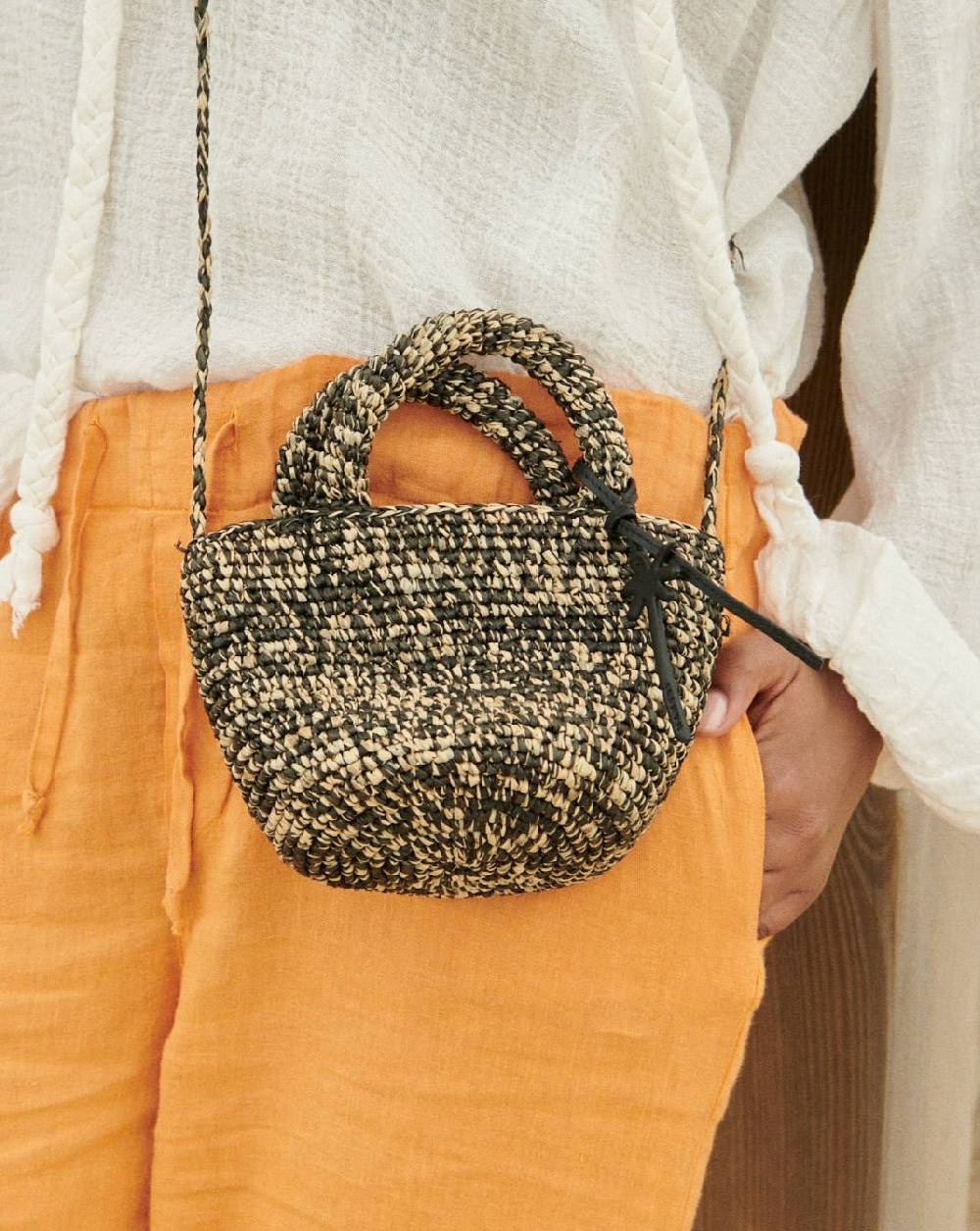 Manebí Raffia Summer Bag Mini - Palm Leather Tag Natural Black Melange Promozione temporanea