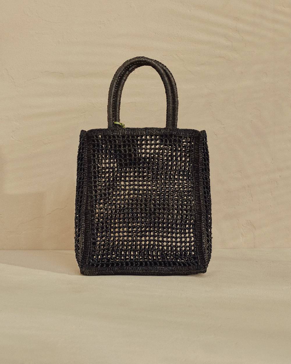 Manebí Raffia Net Bag - Leather Tag Black Only for today