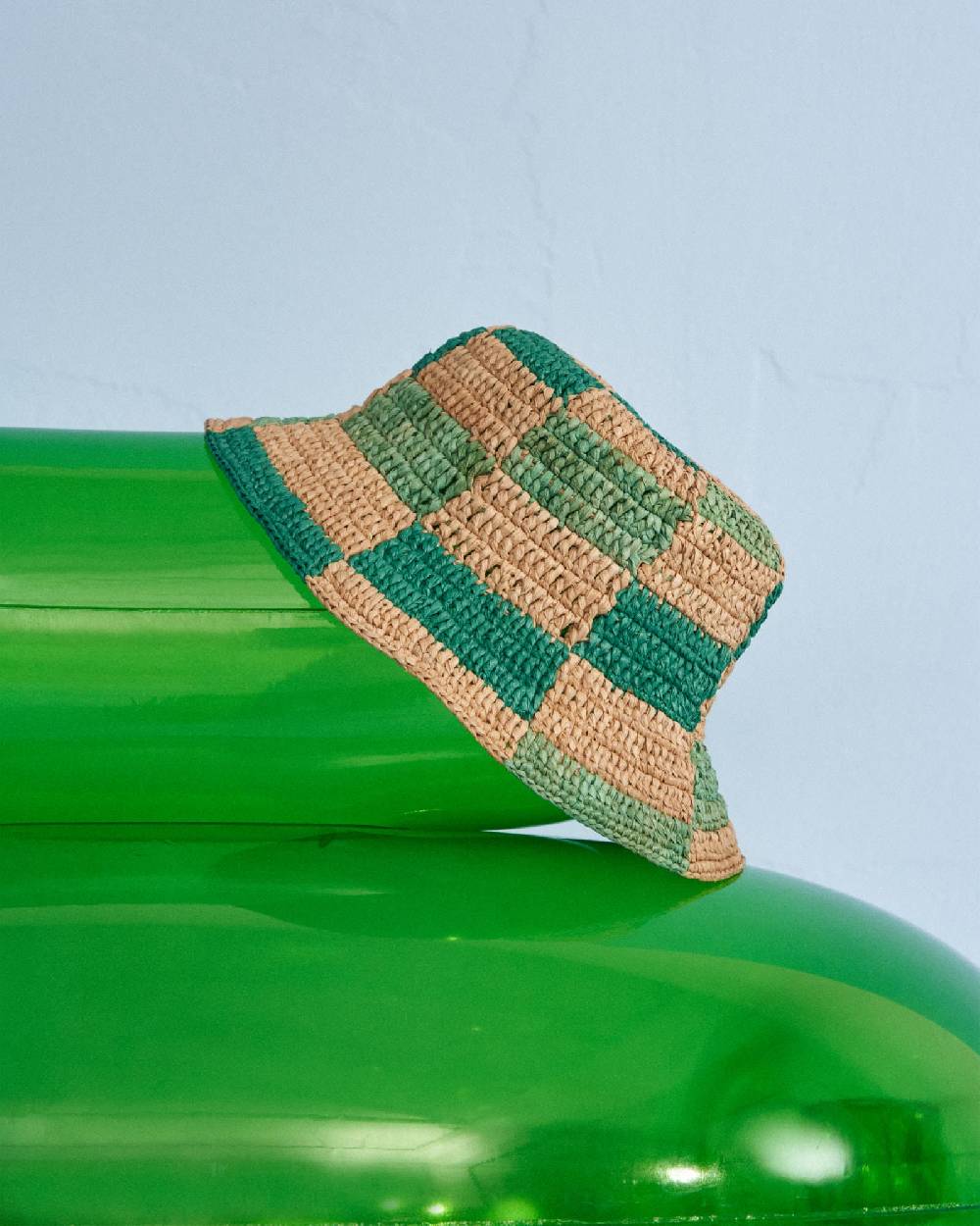 Manebí Raffia Bucket Hat - Embellished Vitamin and Pastel Green Mix Solo un giorno rimasto