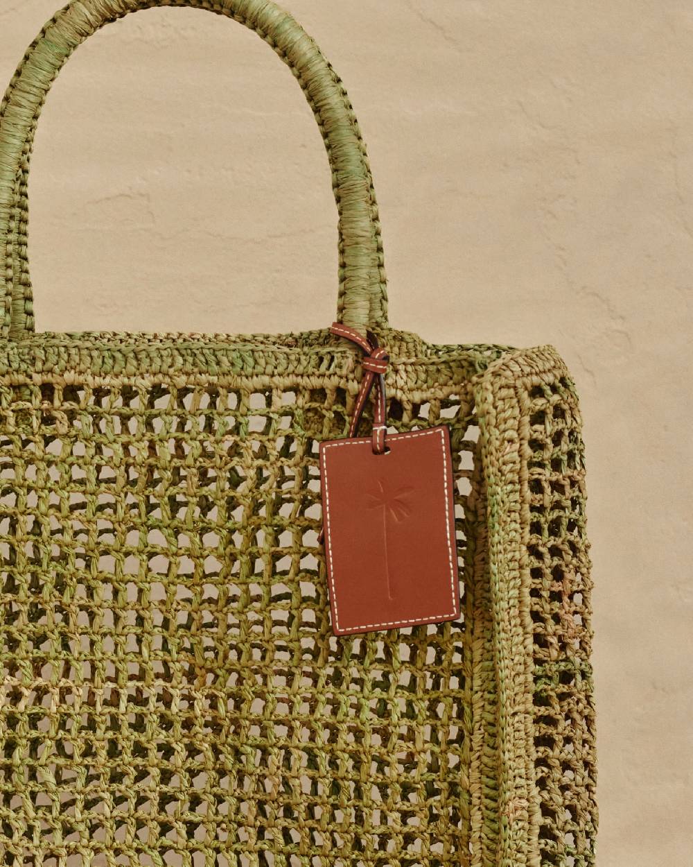 Manebí Raffia Net Bag - Leather Tag Kaki Green In vendita