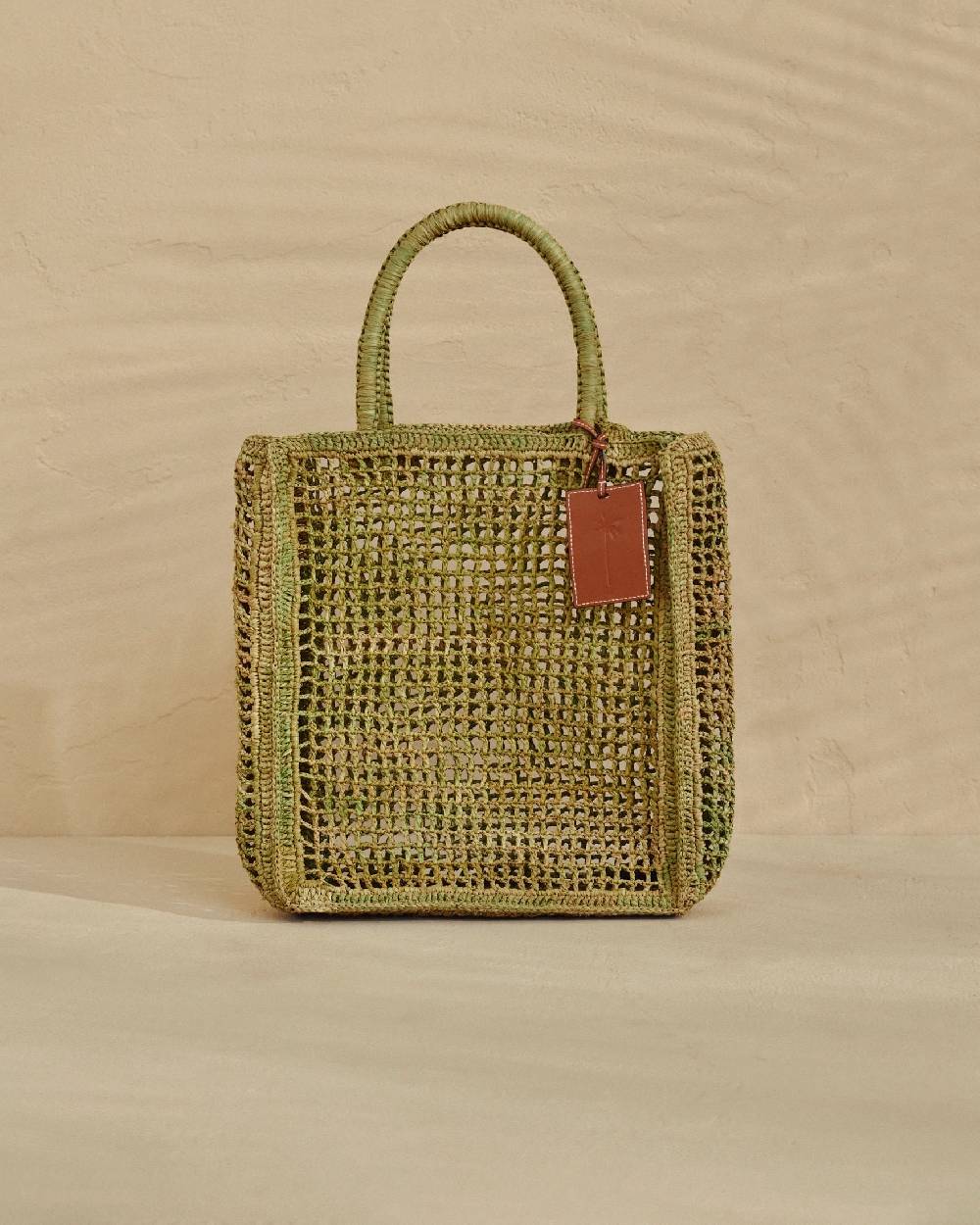 Manebí Raffia Net Bag - Leather Tag Kaki Green In vendita