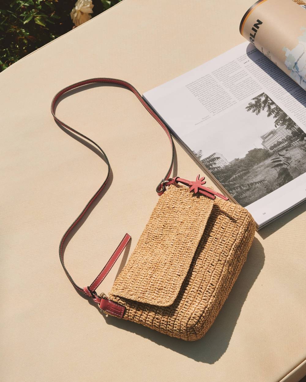 Manebí Raffia Summer Night Bag Medium - Leather Handle \u0026 Palm Leather Tag Natural and Fuchsia Italy