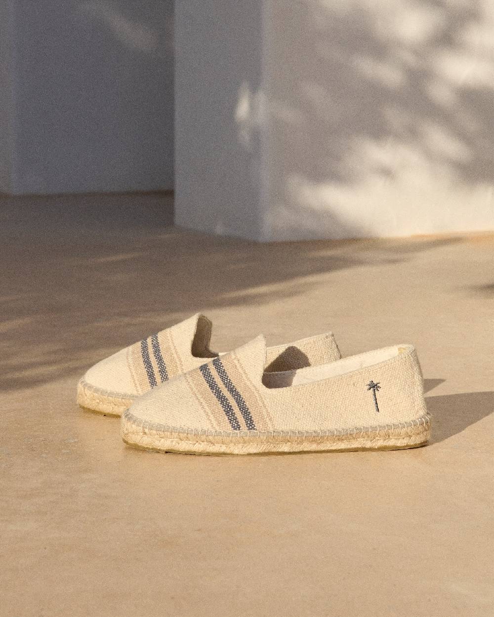 Manebí Espadrillas piatte in tela intrecciata - Yucatán - Doppie strisce grigie su beige Nuovo