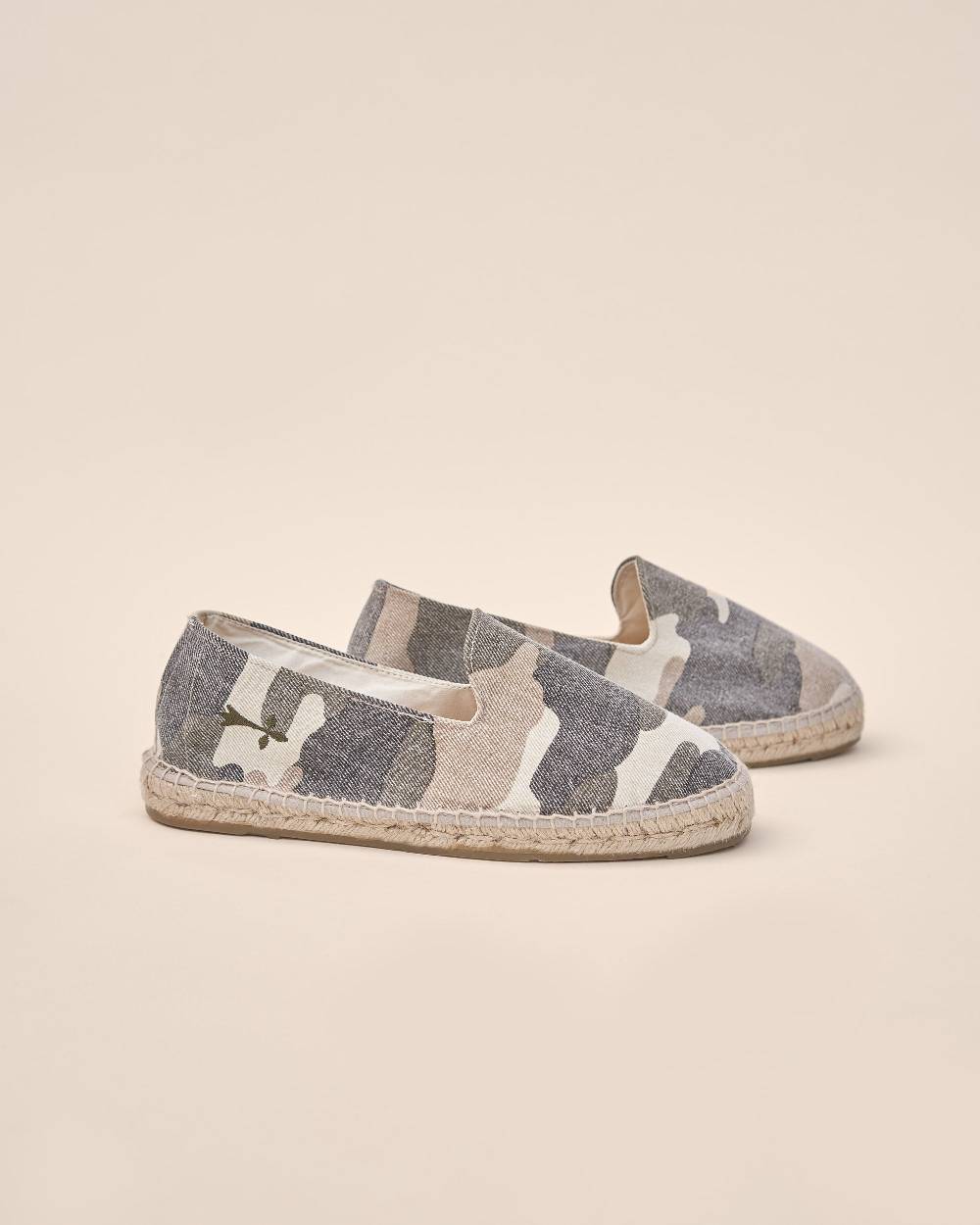Manebí Printed Canvas Espadrilles - Dakar Camouflage White and Green Acquista Ora
