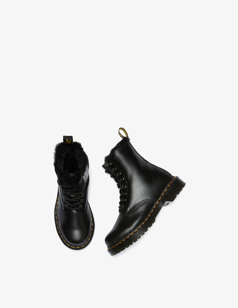 Dr. Martens Stivali 1460 serena con rivestimento in pelliccia sintetica Outlet