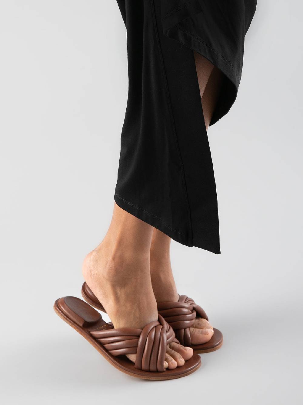 Officine Creative CYBILLE 004 Sandali in Pelle Marrone Economico